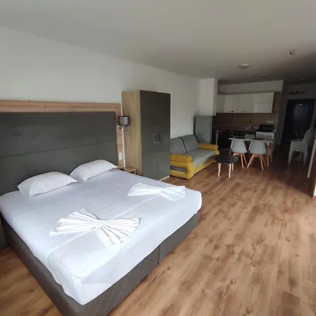 Διαμέρισμα Luxury In Mb *