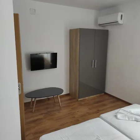 Διαμέρισμα Luxury In Mb *