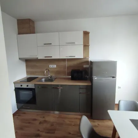Luxury In Mb * Πομόριε